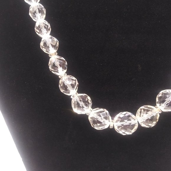 1930s Graduating Faceted Rock Crystal Choker - Picture 11 of 11
